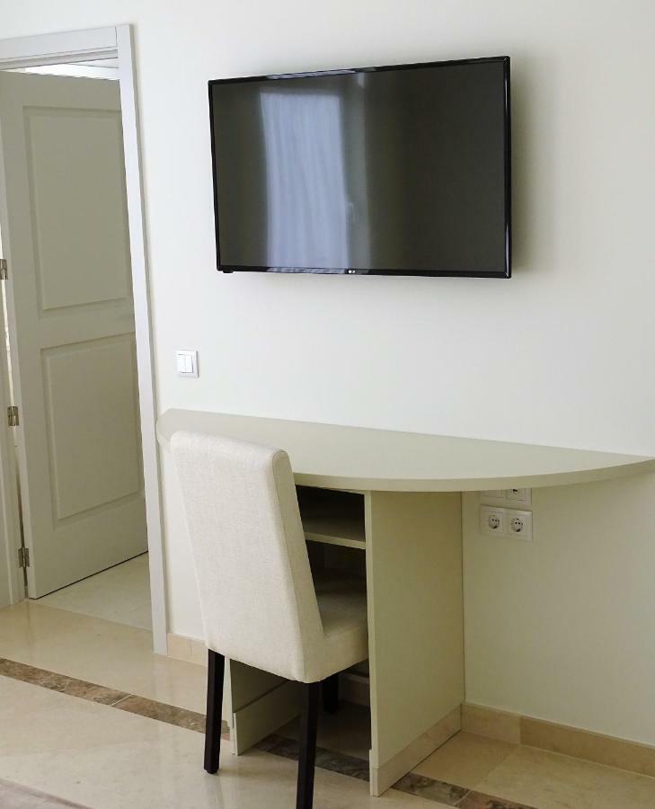 Bowen, Luxury Suites Лагос Екстериор снимка