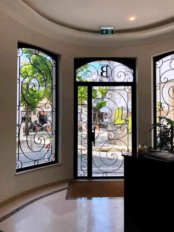 Bowen, Luxury Suites Лагос Екстериор снимка
